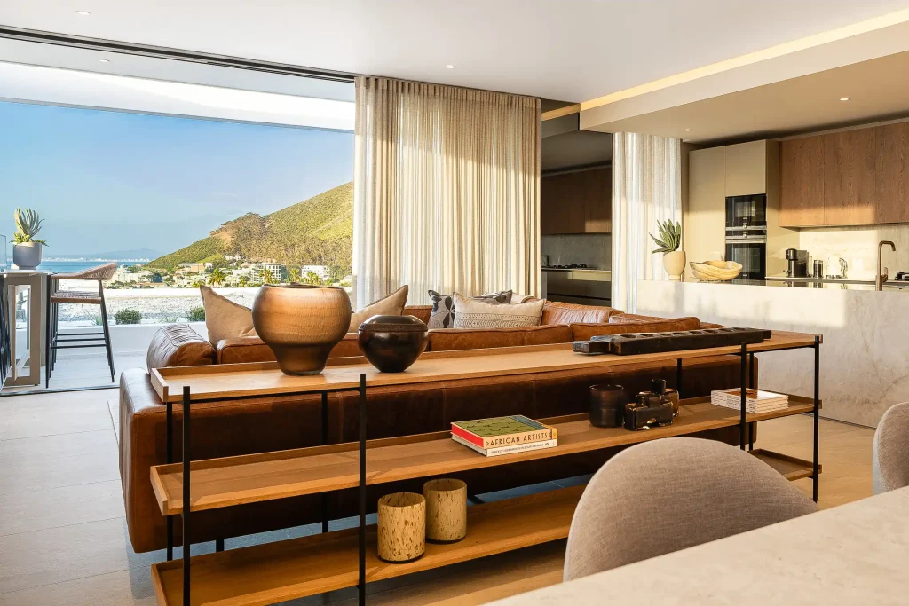 9-gl-be-lionel-henshaw-interior-bantry-bay-cape-town